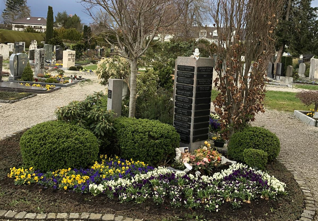Memoriamgarten Urnengrab Inning, Urnengemeinschaft Inning am Ammersee, Urnenbeisetzung, Friedwald, 1.JPG
