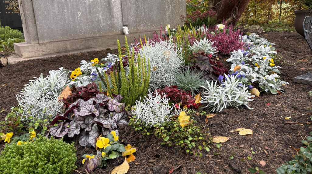 Grabpflege Friedhofsgärtnerei Hübsch Inning, Grafrath, Buch, Breitbrunn, Wörthsee, Etterschlag.jpg